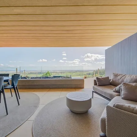 Picturesque 2br Duplex Private Pool & Views